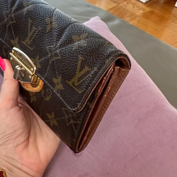 Louis Vuitton Black and Brown Monogram Wallet